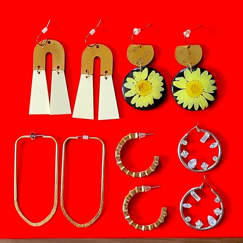 Earring Bundle (pre-owned)